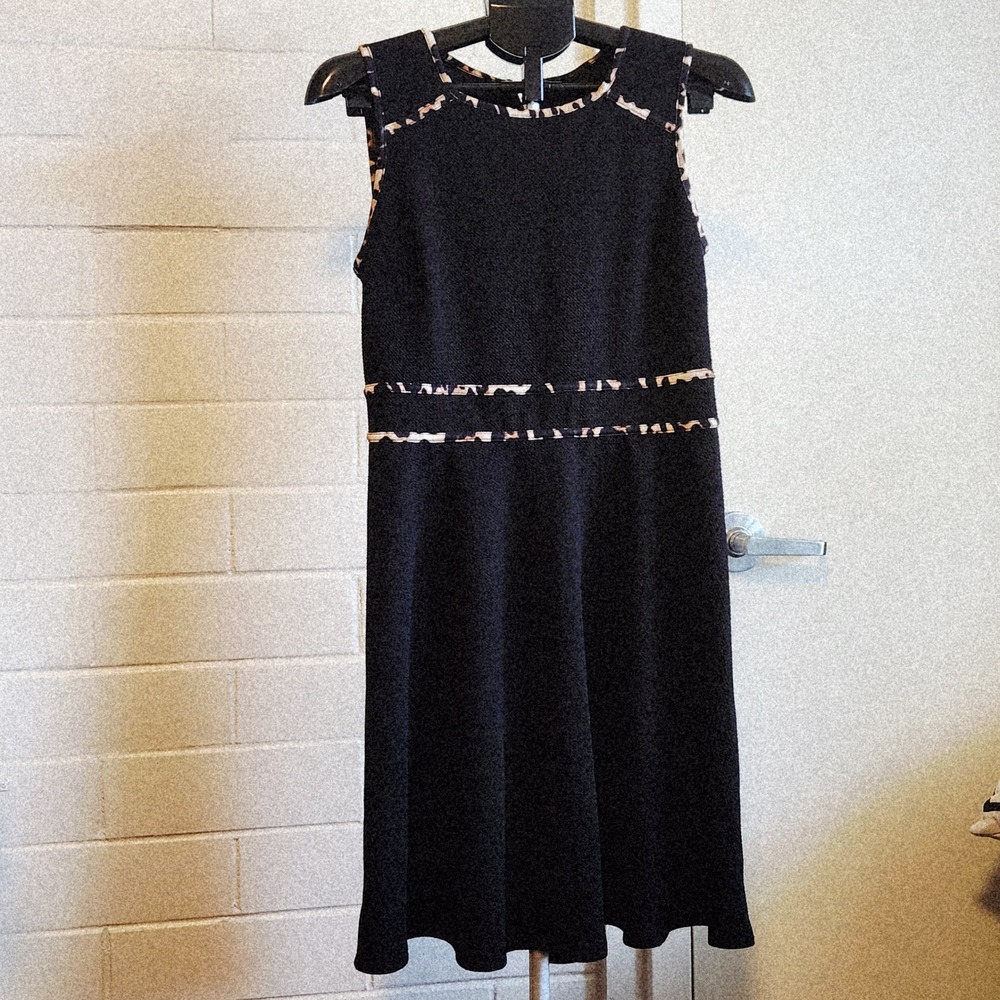 AGB Dress Womens Black Fit and Flare Leopard Trim Sleeveless Knee Length Size 8